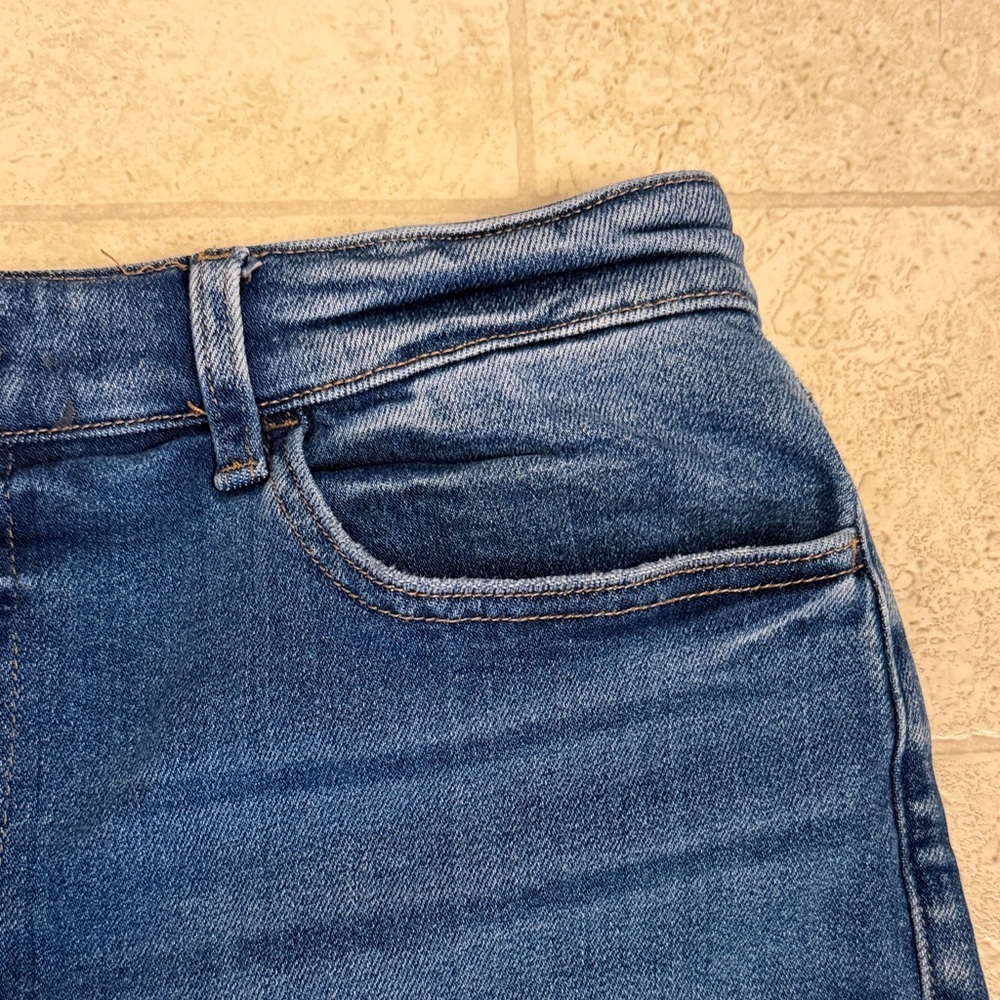 Stylish Distressed Blue Jean Shorts - Picture 3 of 11